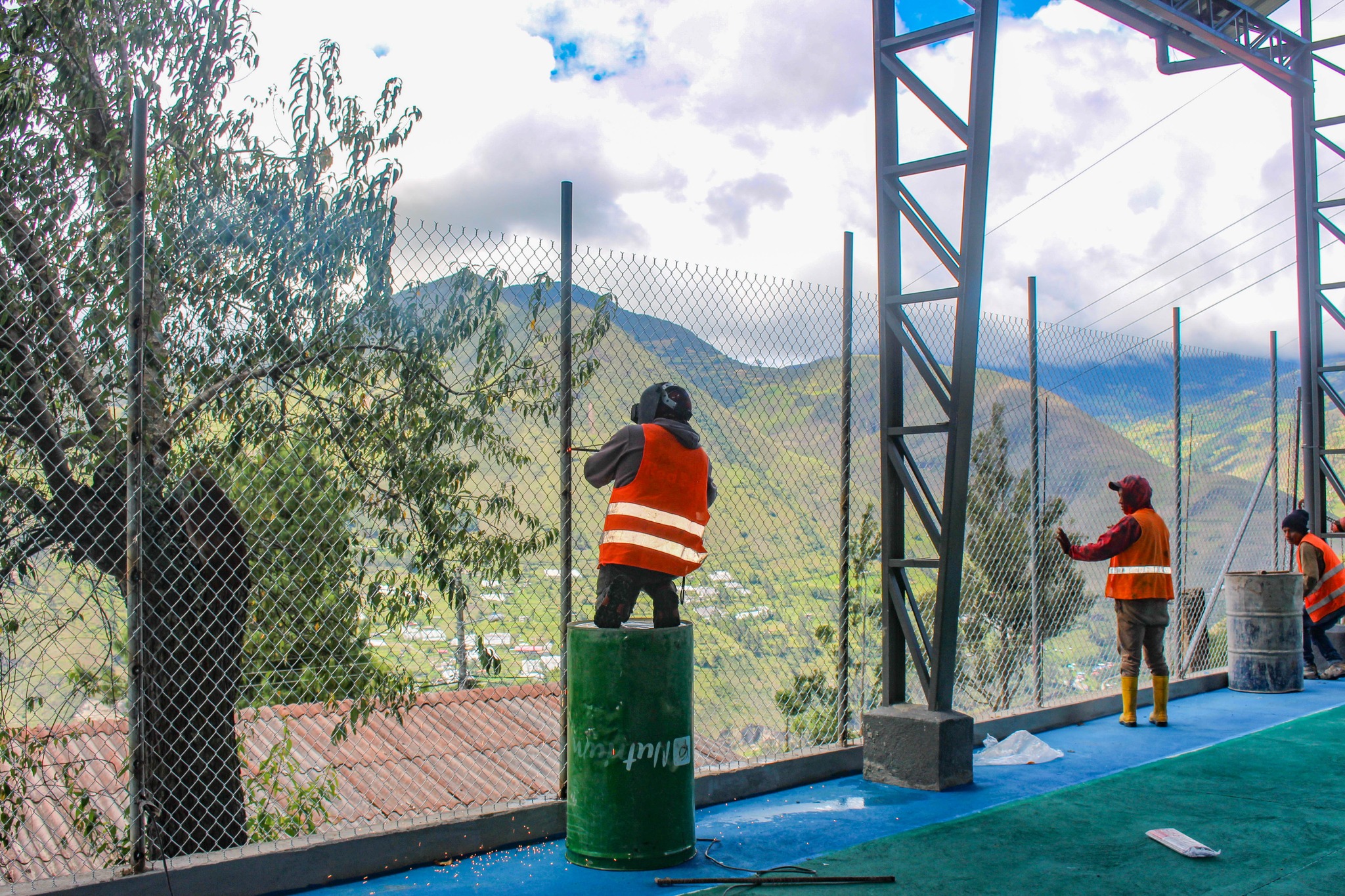 Avance de los trabajos realizados en la cancha de Parig