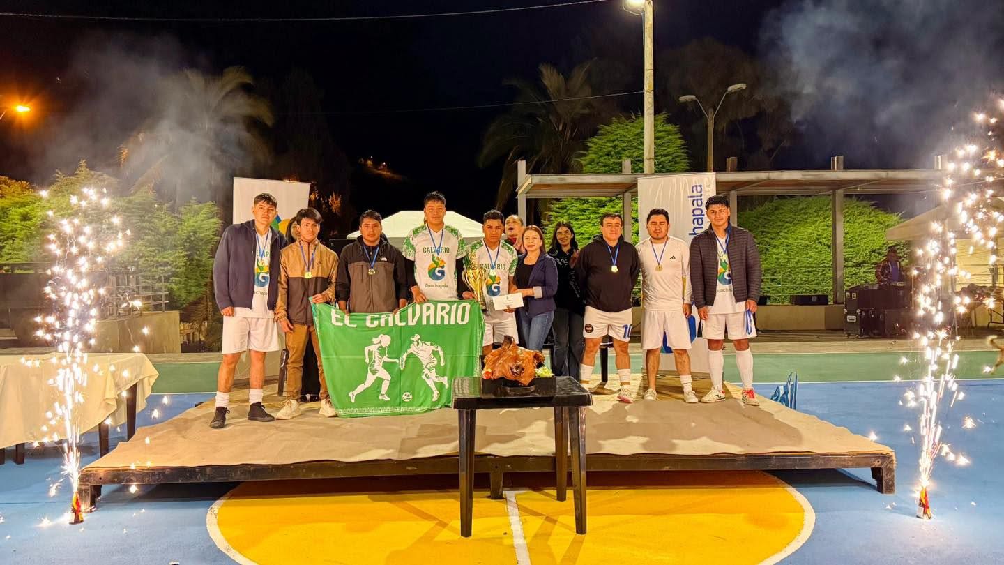 Equipo campeón de la categoría masculina de la Copa Alcaldía Guachapala