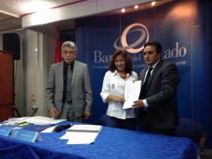Los acuerdos fueron suscritos en las oficinas del Banco del Estado regional Cuenca