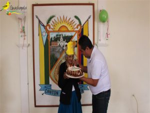 FESTEJANDO A NUESTROS CUMPLEAÑEROS