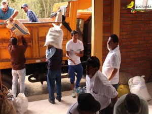 GUACHAPALA TRABAJANDO POR LOS DAMNIFICADOS