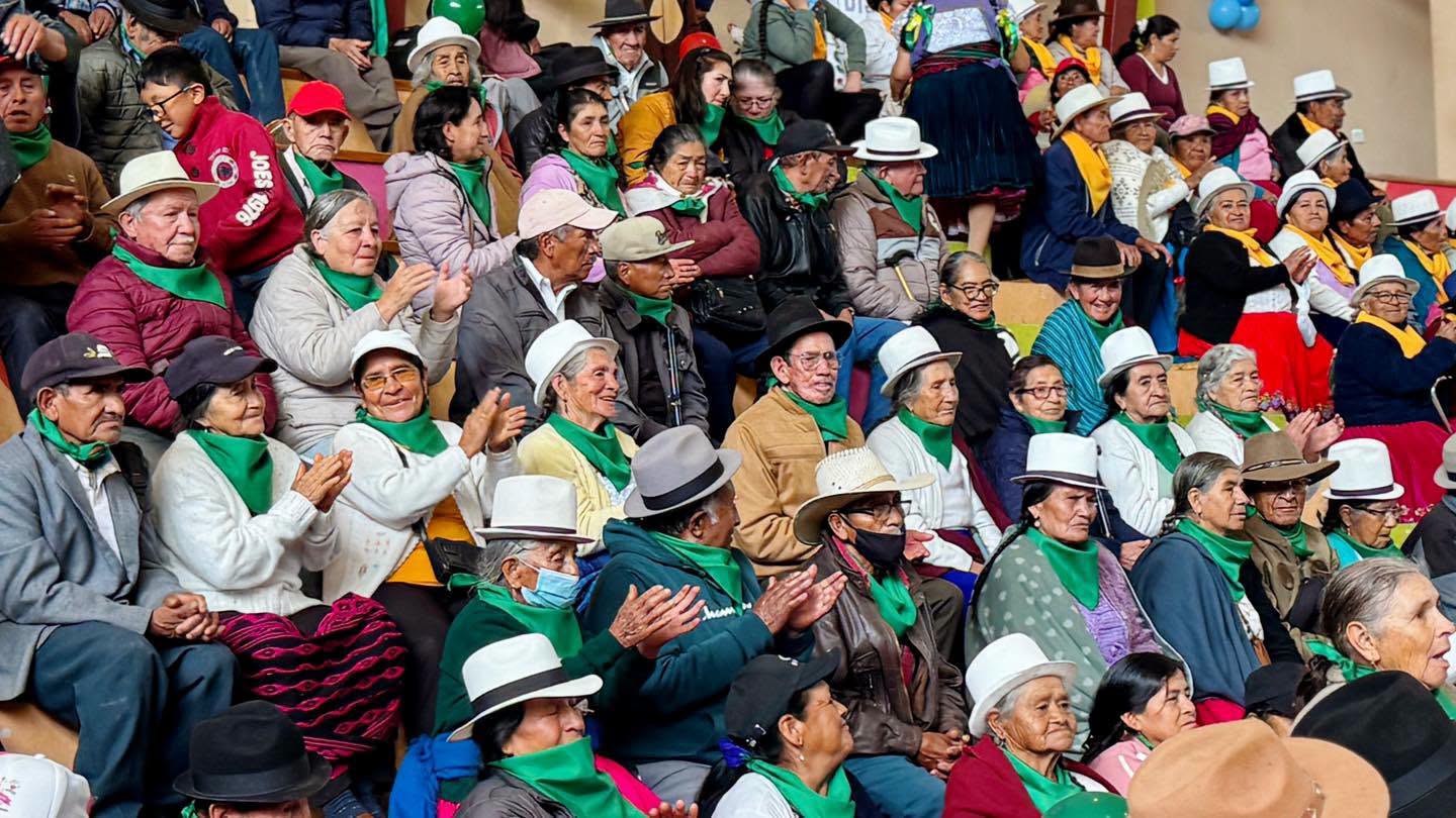 Vista general de los jubilados participantes en la celebración realizada en Guachapala